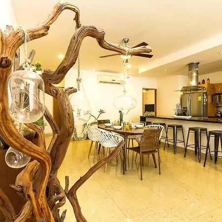 Breathtaking 2 Bedroom, Private Terrace Bbq